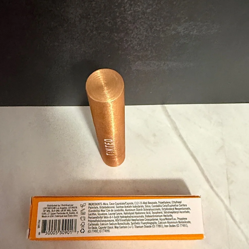 Live Tinted Huestick Color Corrector - Rise-New